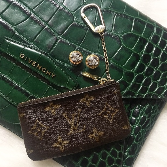 Louis Vuitton Handbags - Louis Vuitton Monogram Key Pouch